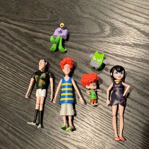 Hotel Transylvania 3: Summer Vacation figures